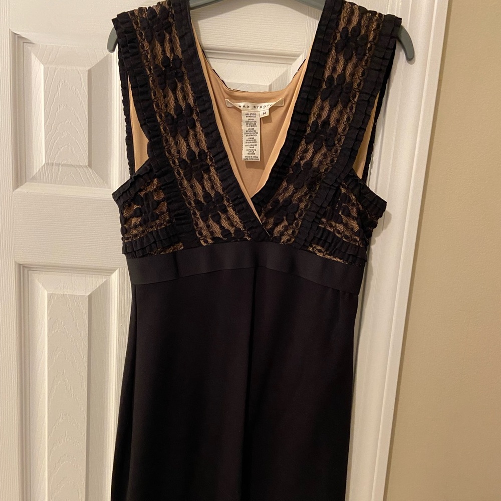 Max studio size medium black dress above the knee barely worn